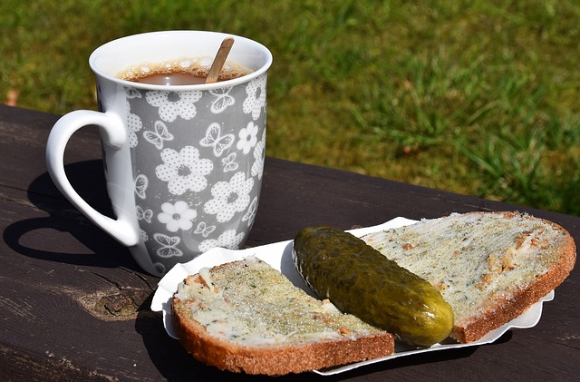 曼联准备卖梅努换利润 估价8000万&蓝军拜仁有意.